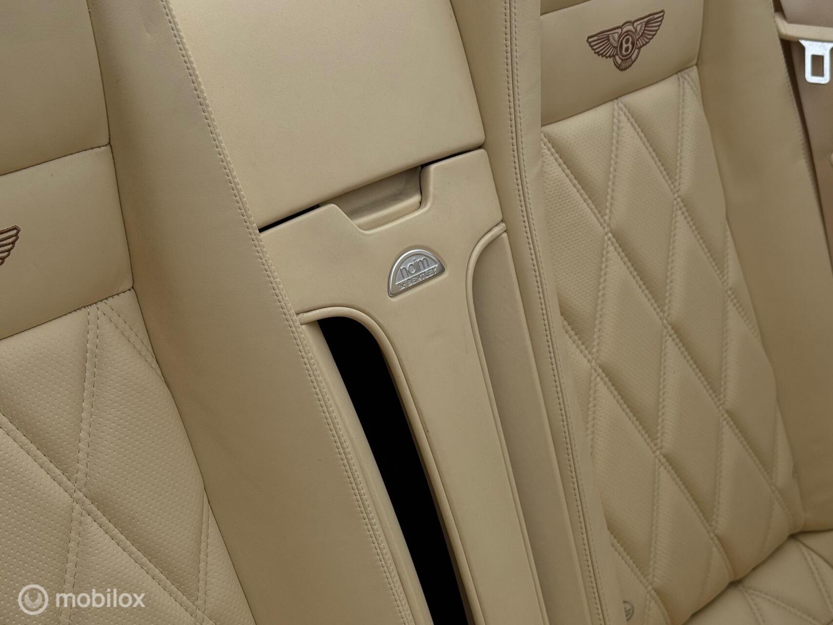 Foto van Bentley Continental GTC