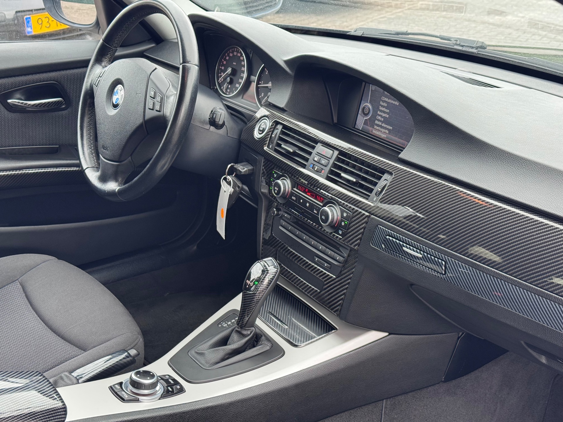 Foto van BMW 318i