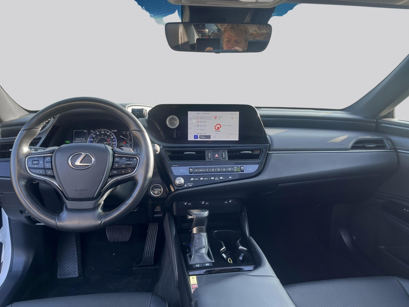 Foto van Lexus Lexus Es300h
