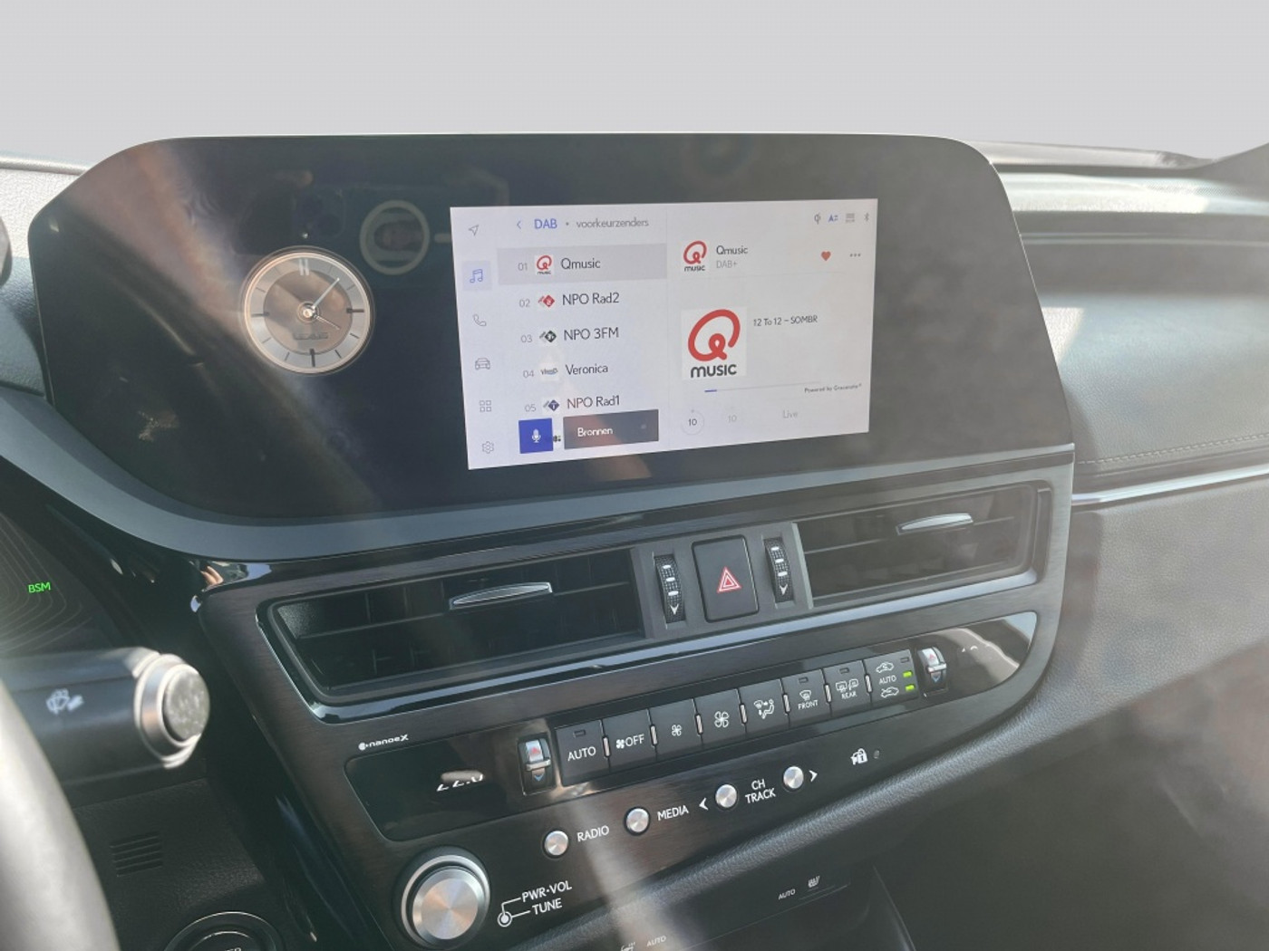 Foto van Lexus Lexus Es300h