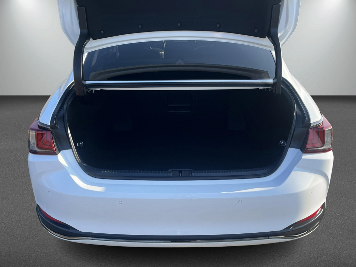 Foto van Lexus Lexus Es300h