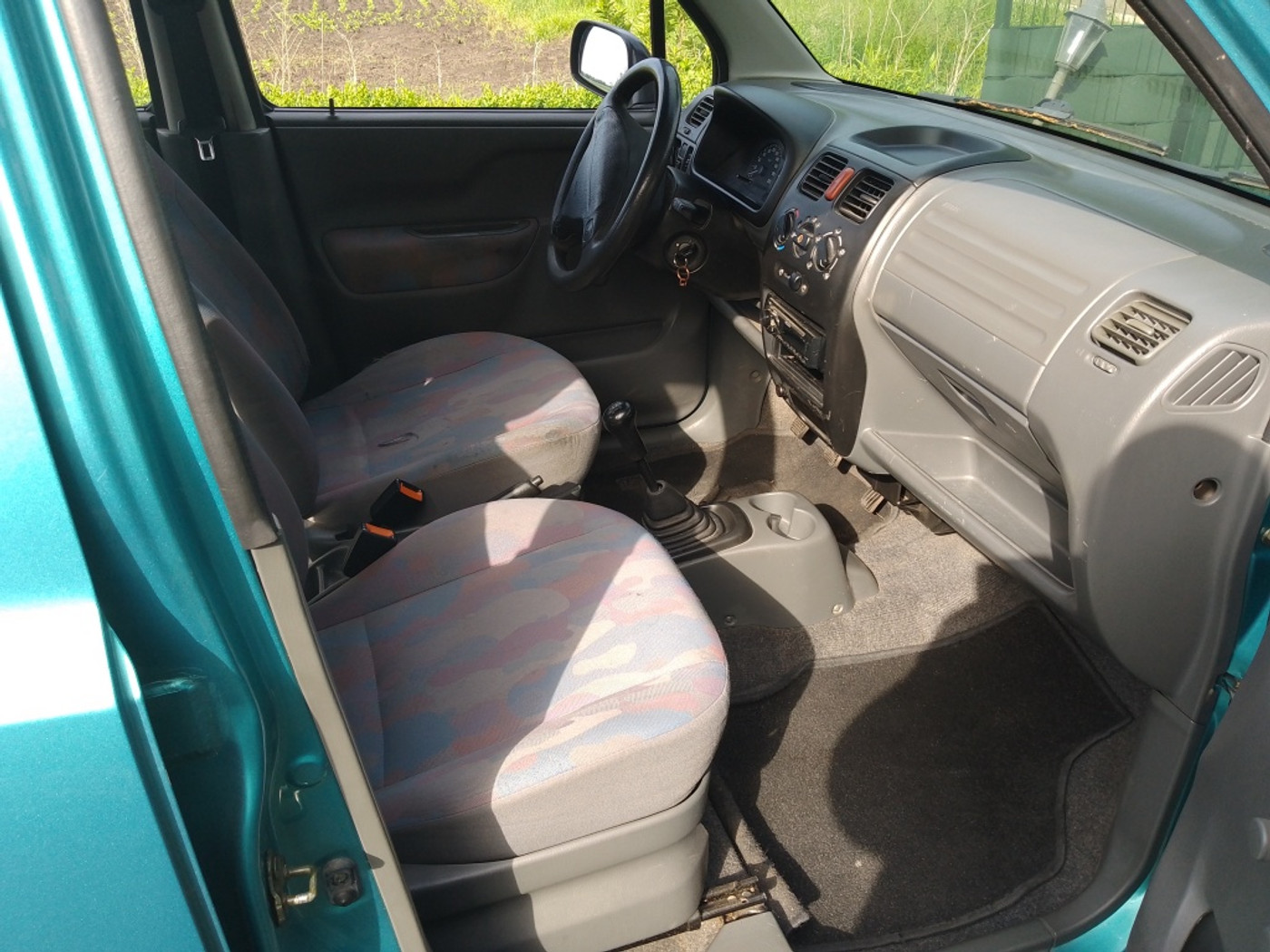 Foto van Suzuki Wagon R