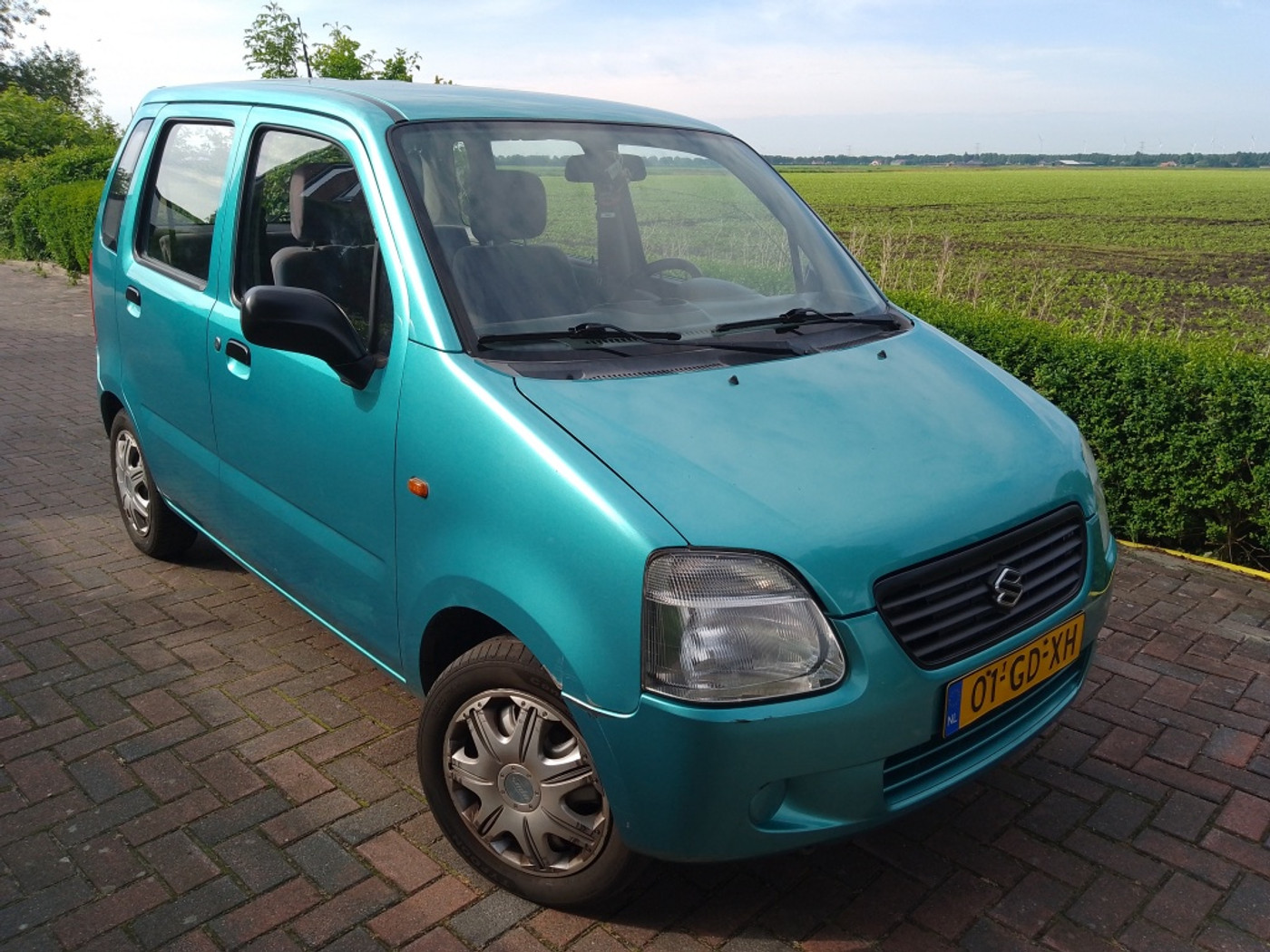 Foto van Suzuki Wagon R