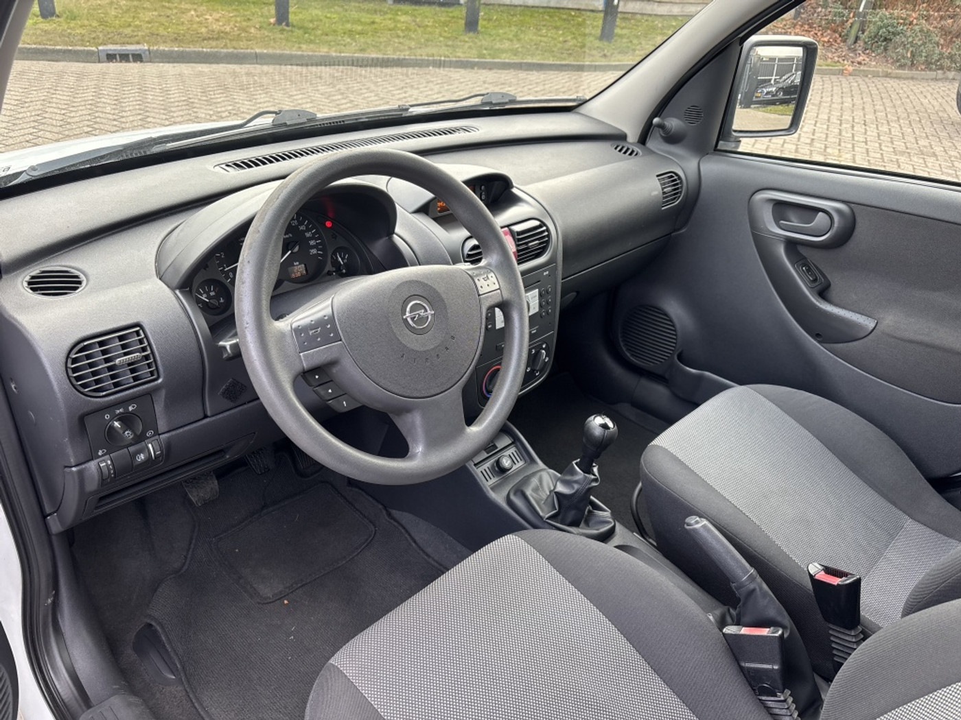 Foto van Opel Tour