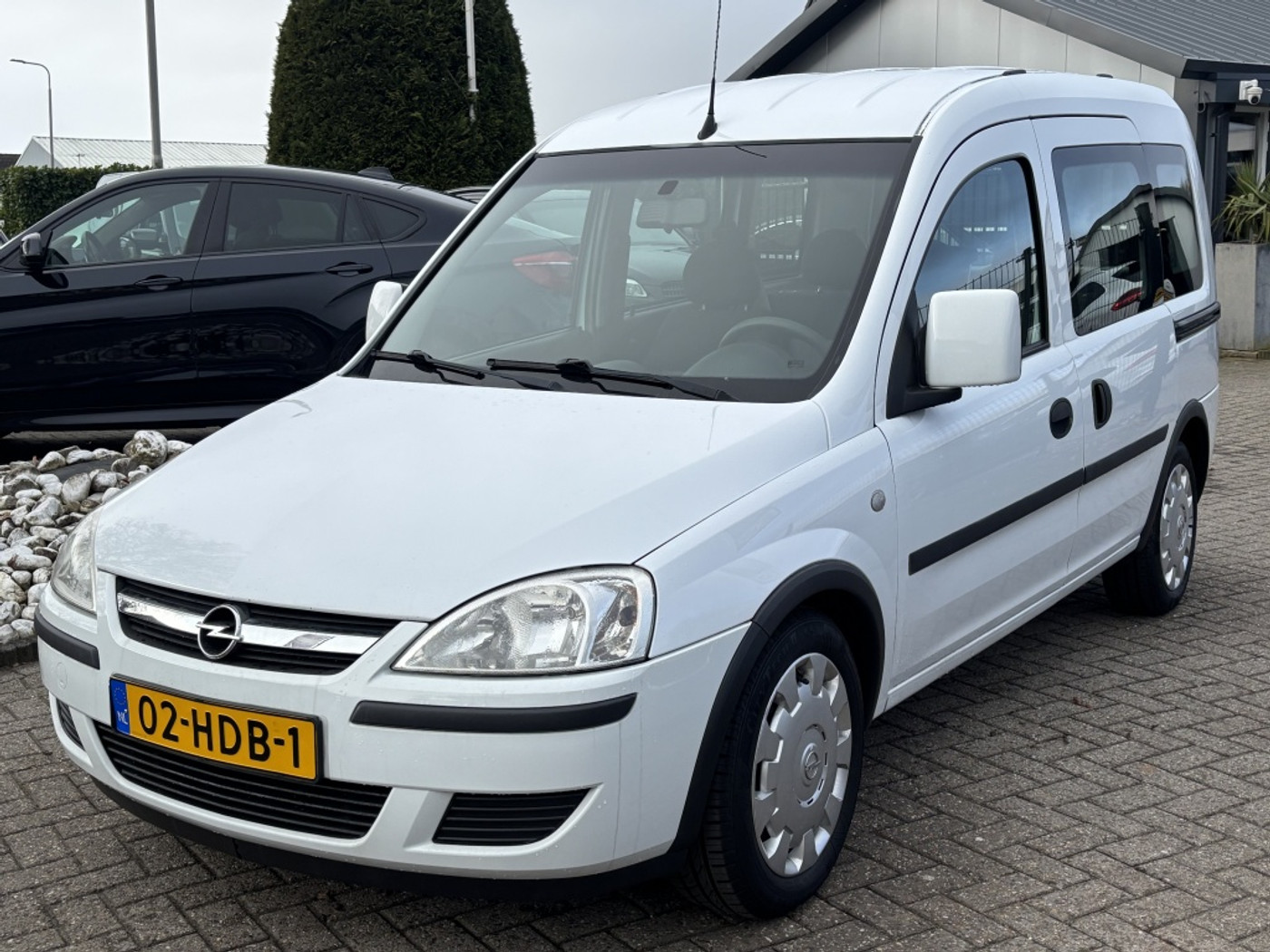 Opel Tour 1.3 CDTI Enjoy 2008 - voorkant