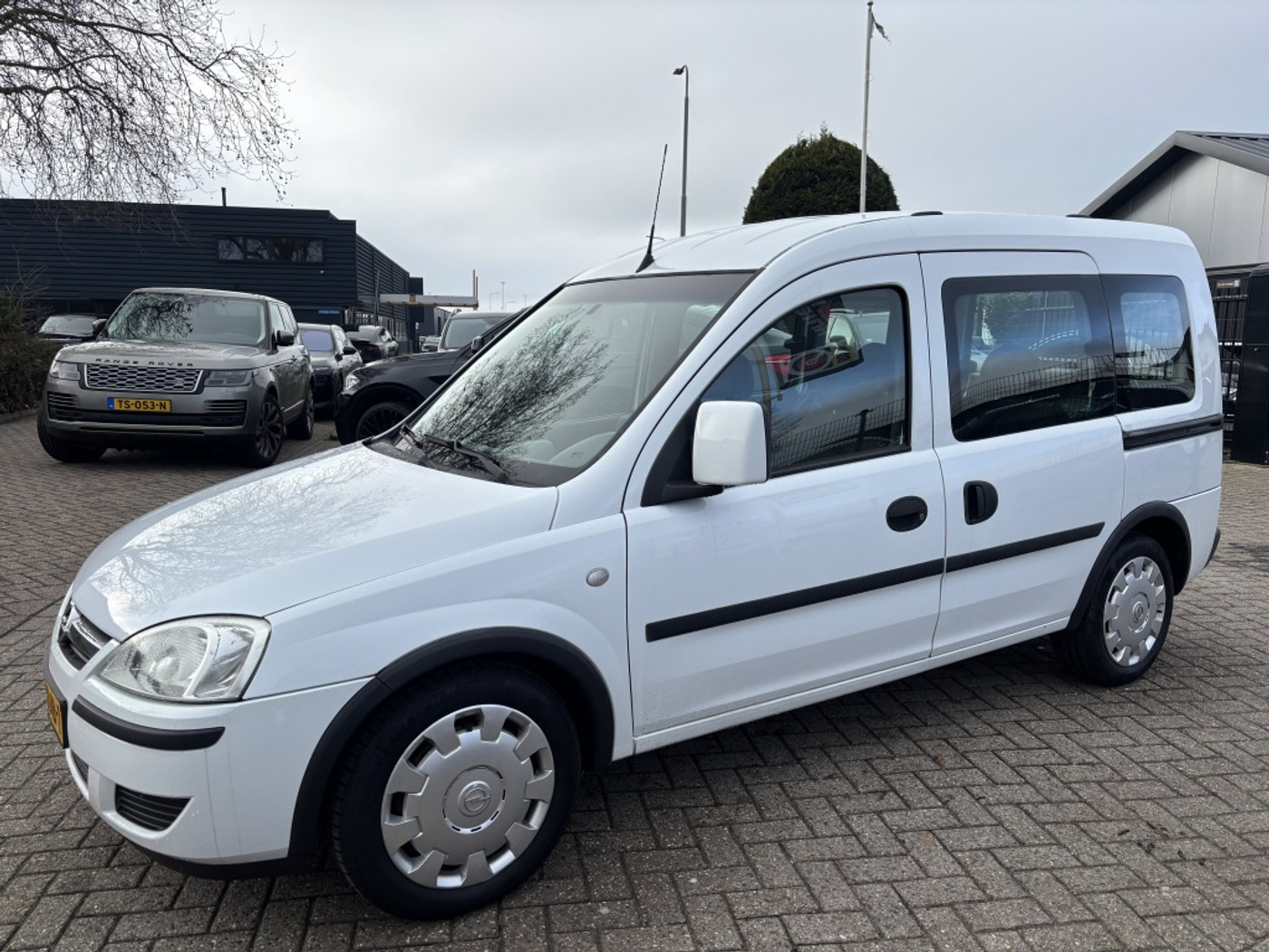Foto van Opel Tour
