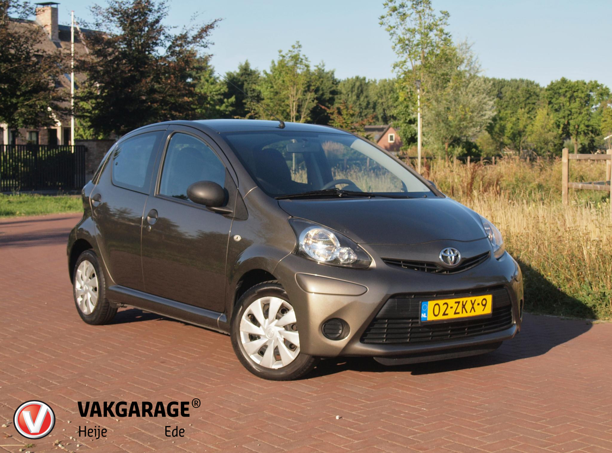 Toyota Toyota Aygo 1.0 VVT-i Comfort 2012 - voorkant
