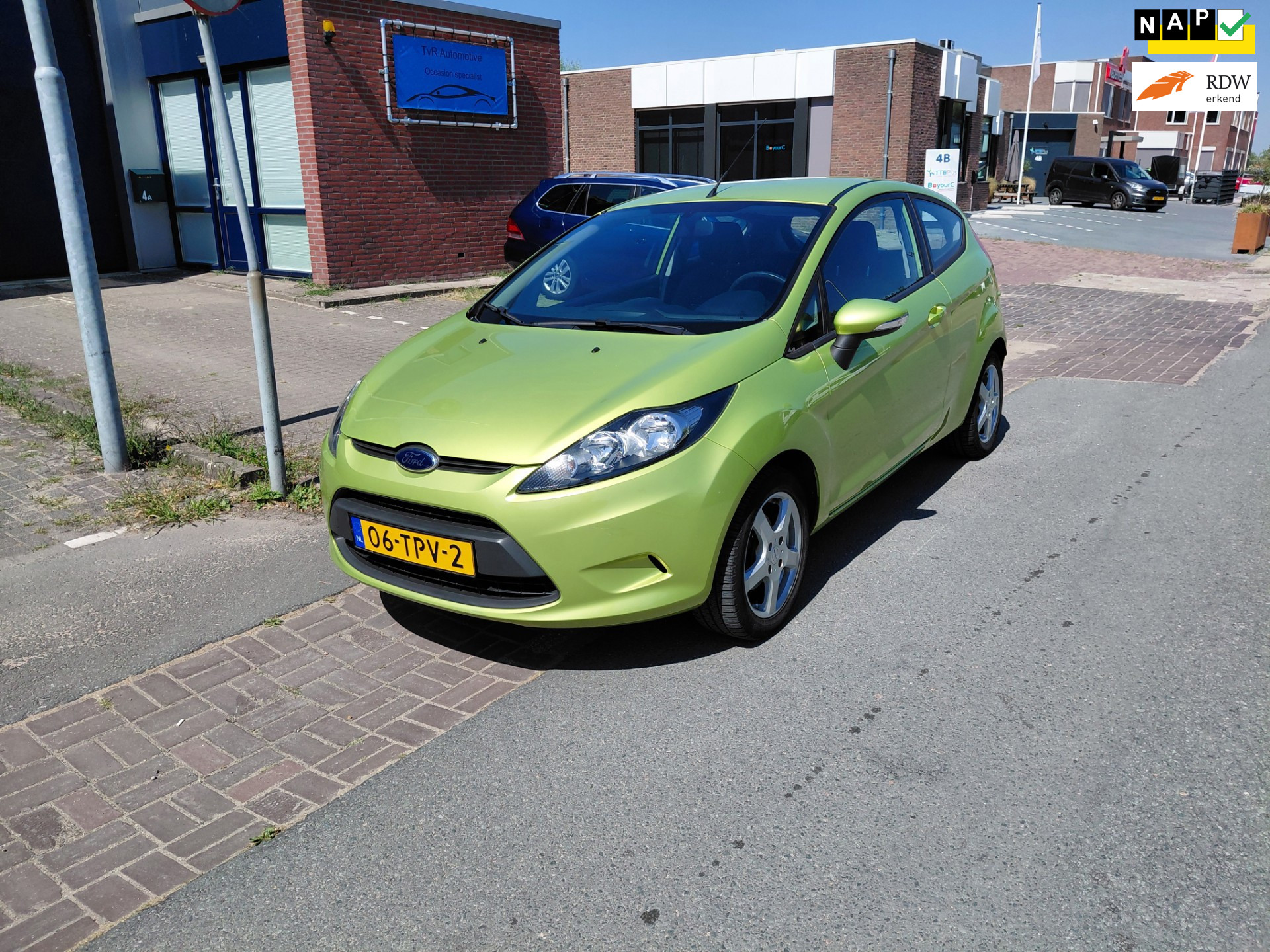 Ford Fiesta 1.25 Ghia Airco Dealer onderhouden 2012 - voorkant