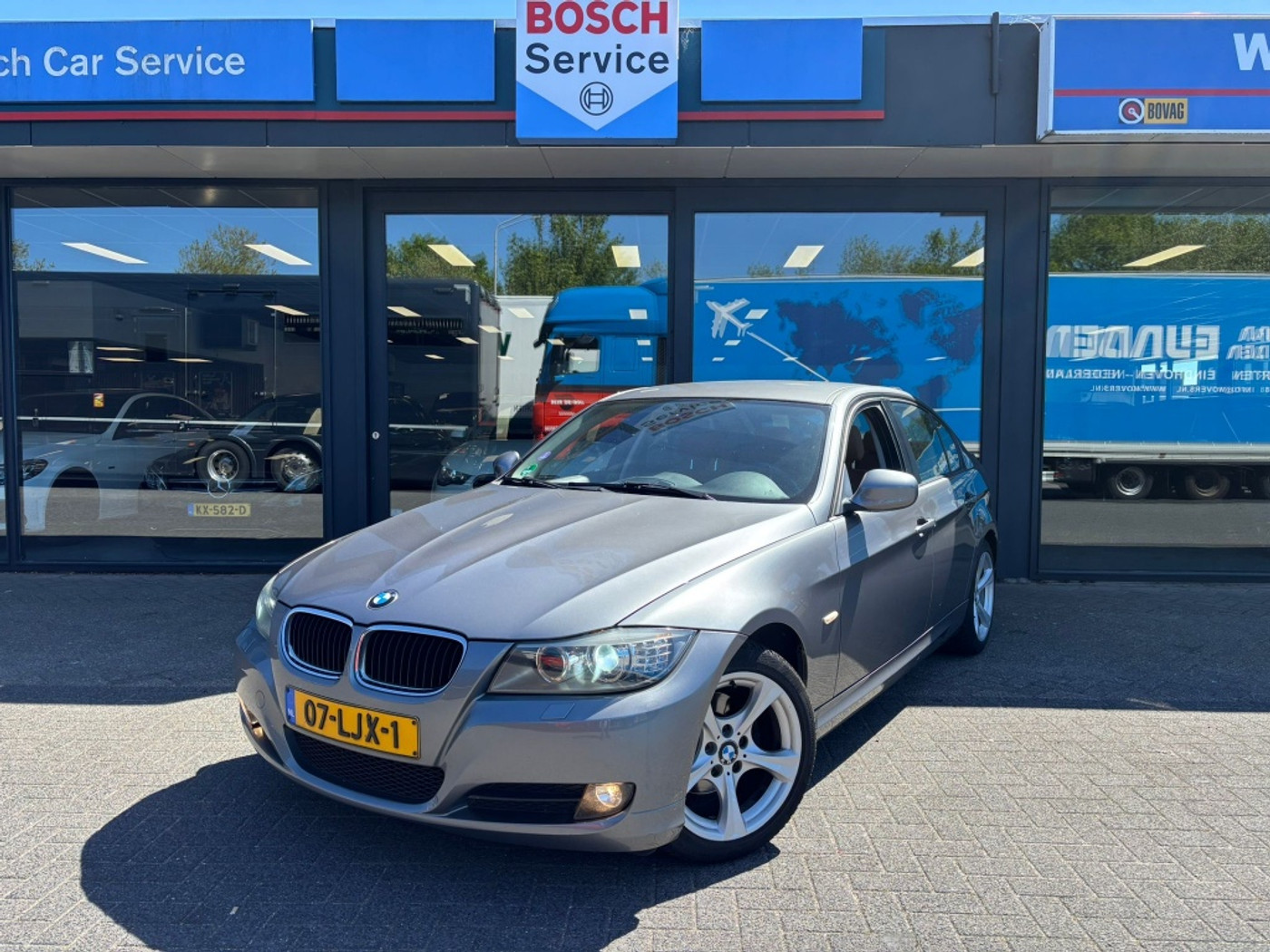 BMW 3er Reihe 318i Business Line “NAP” topstaat Full leder. 2010 - voorkant