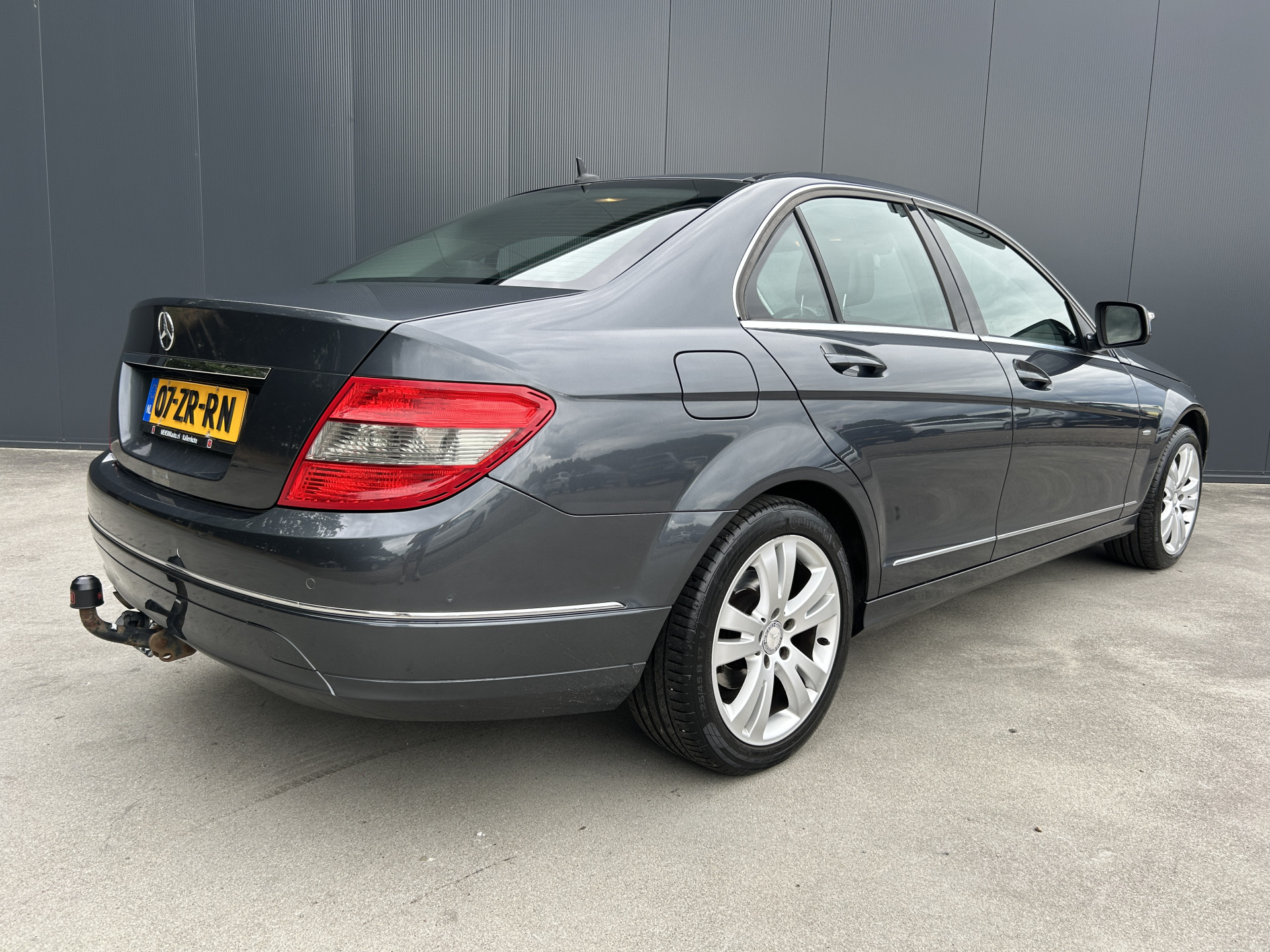 Foto van Mercedes-Benz C 180 Kompressor
