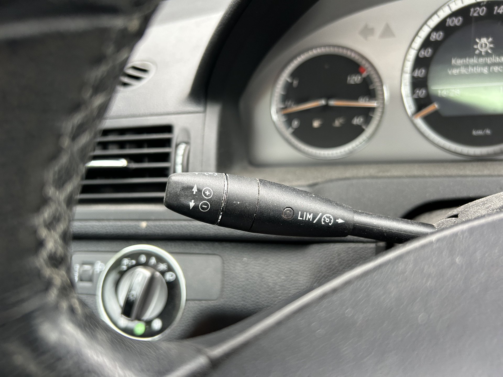 Foto van Mercedes-Benz C 180 Kompressor