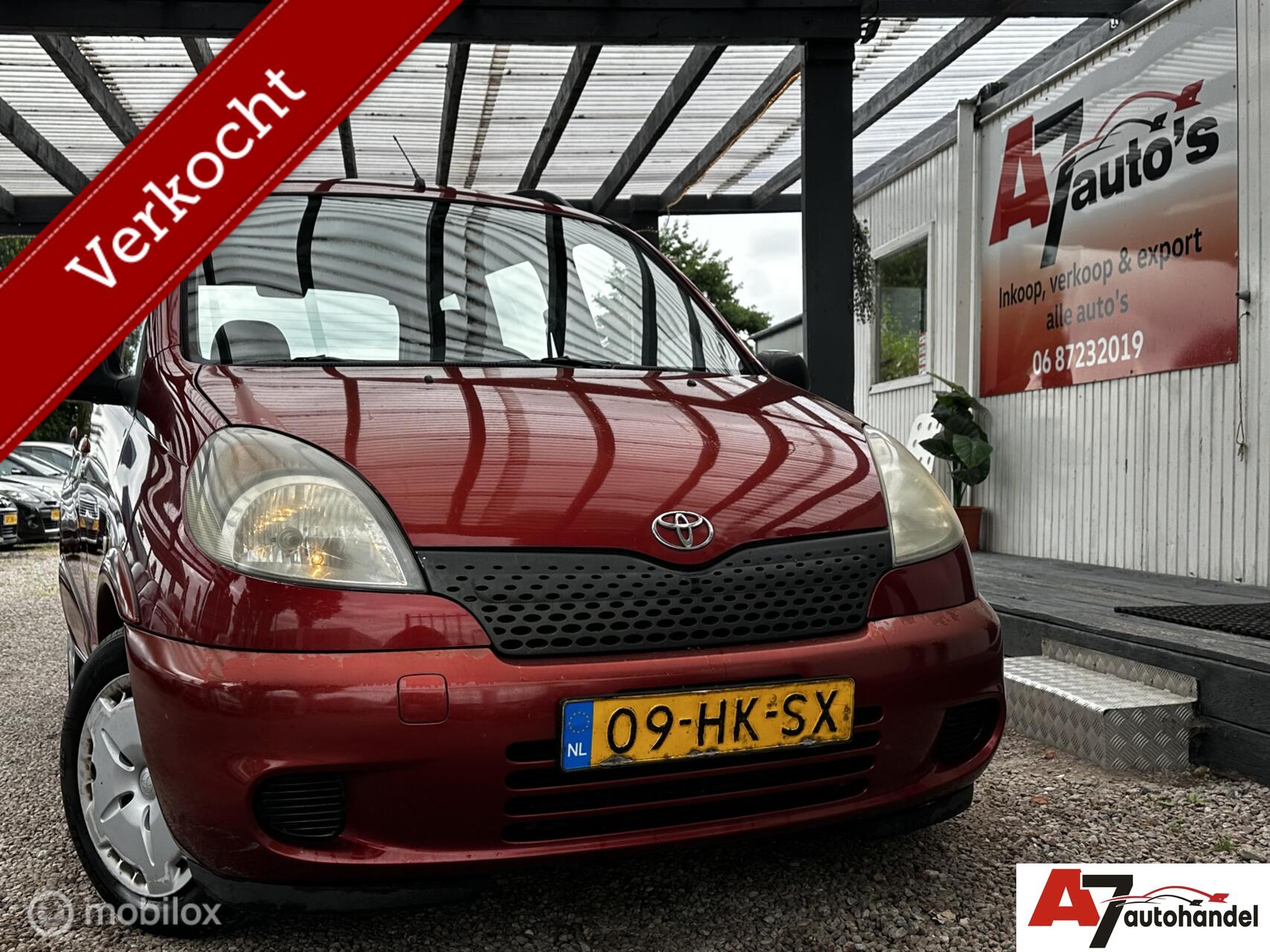 Toyota Toyota Yaris Verso 1.3-16V VVT-i Luna E Nieuwe APK//Automaat 2001 - voorkant
