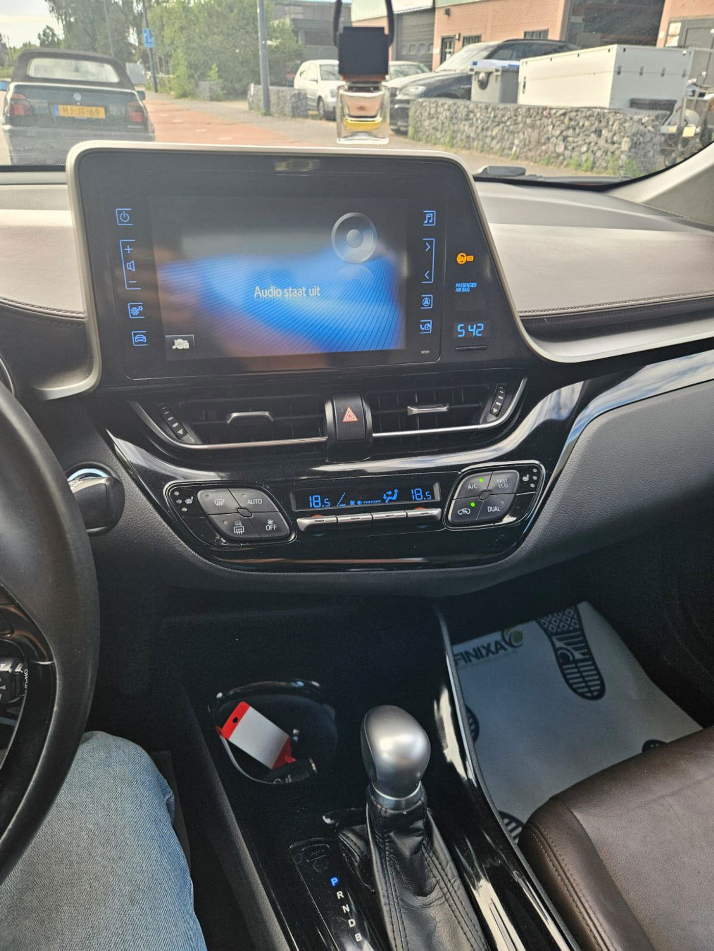 Foto van Toyota Toyota C-hr