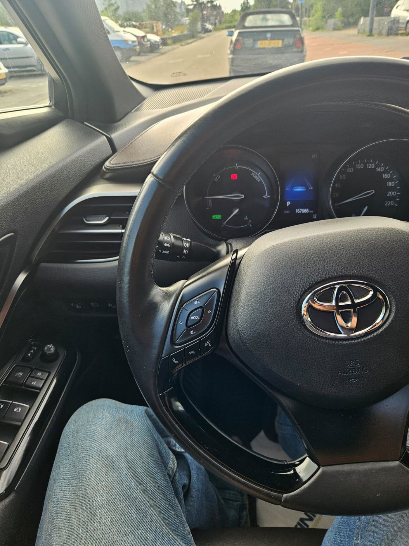 Foto van Toyota Toyota C-hr