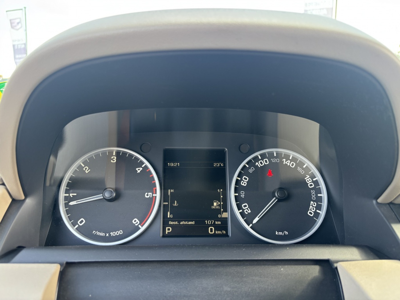 Foto van Land Rover Discovery 4