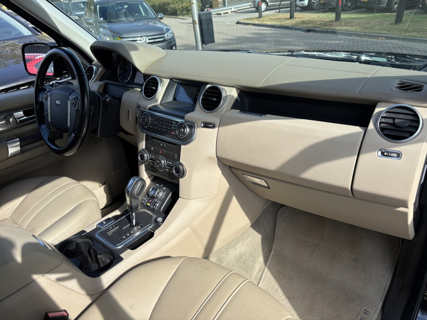 Foto van Land Rover Discovery 4