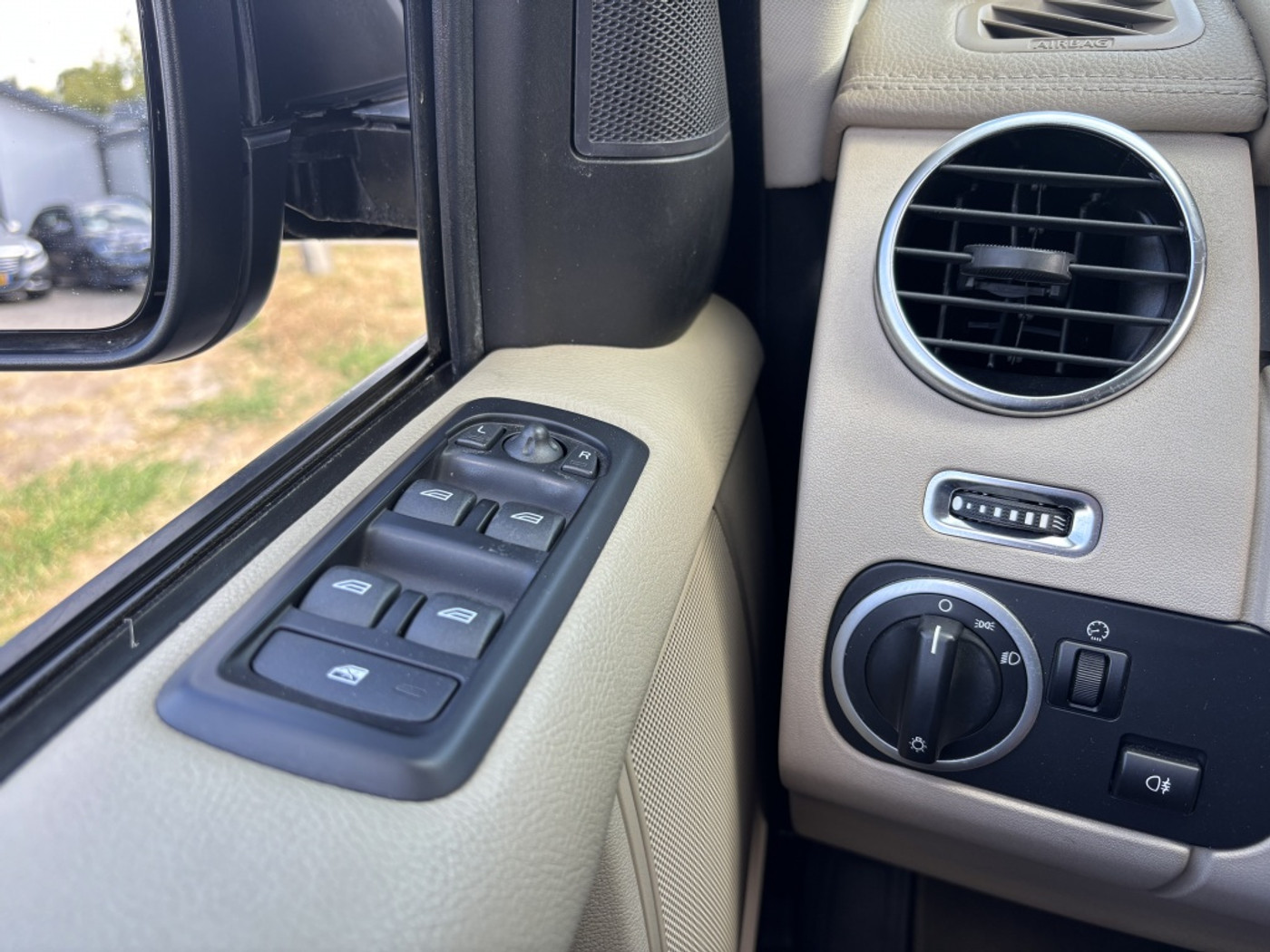 Foto van Land Rover Discovery 4