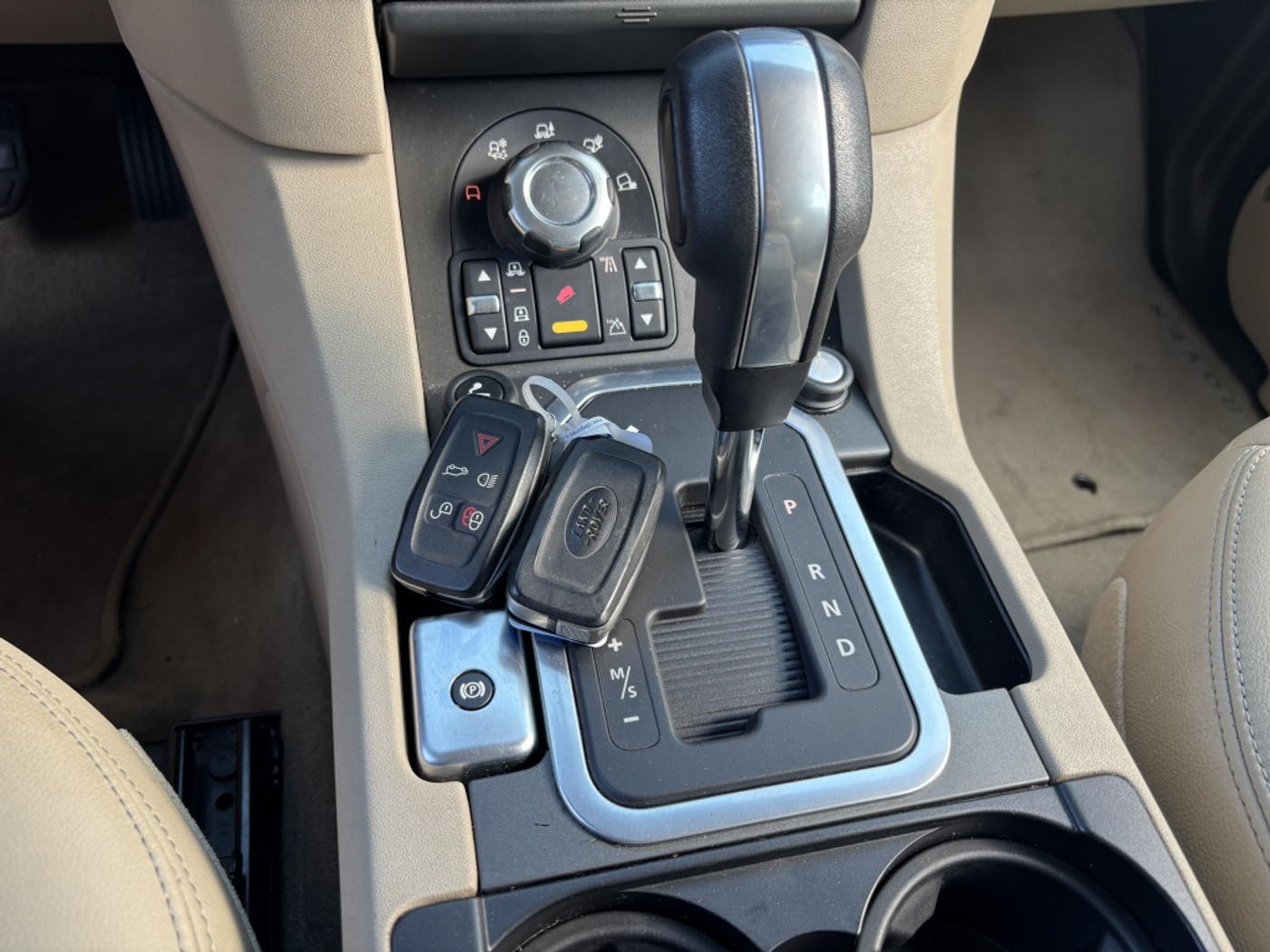 Foto van Land Rover Discovery 4