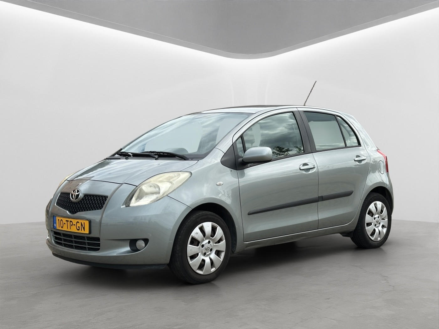 Toyota Toyota Yaris 1.3 VVTi Luna MMT 2007 - voorkant