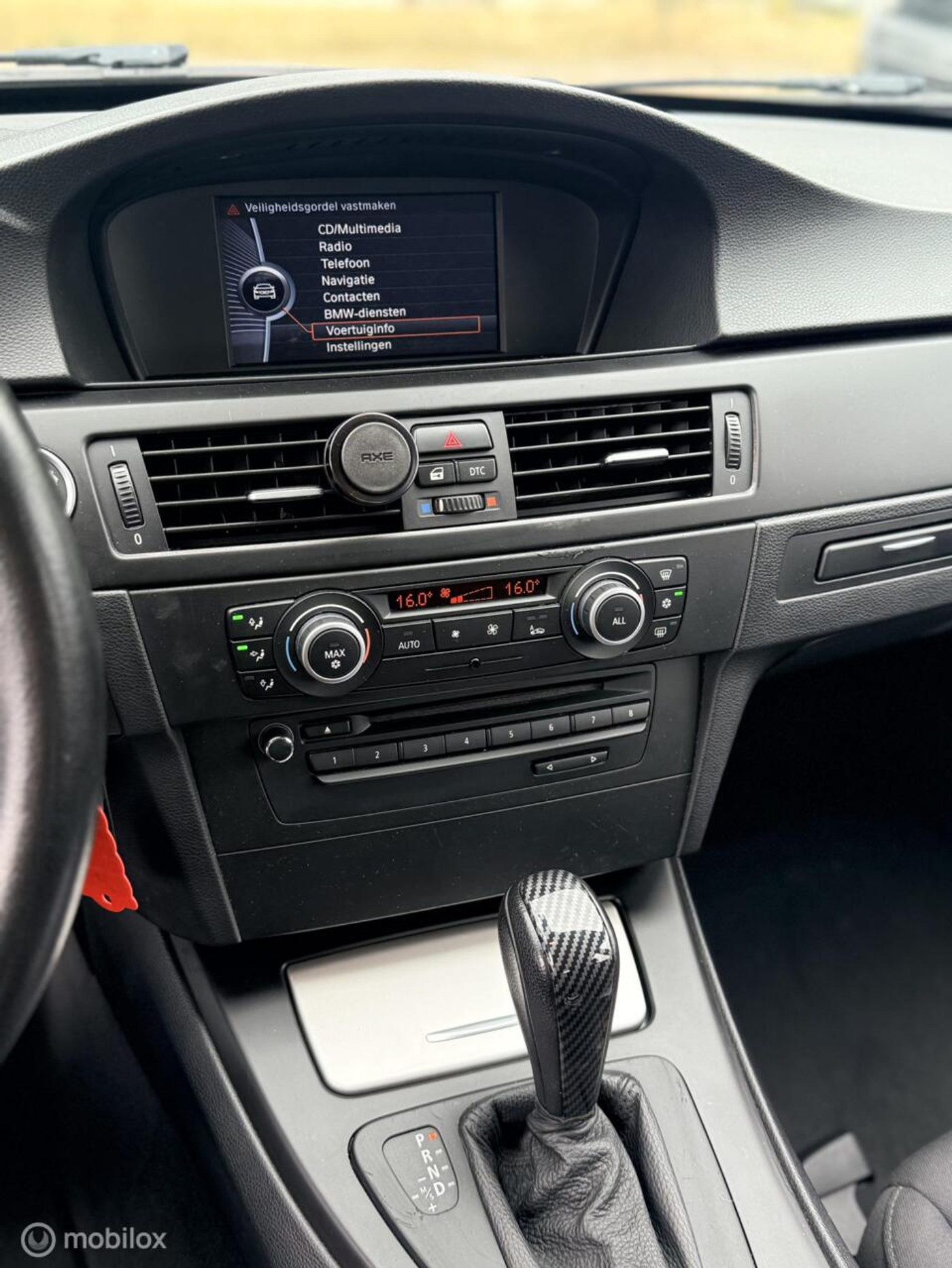 Foto van BMW 318i