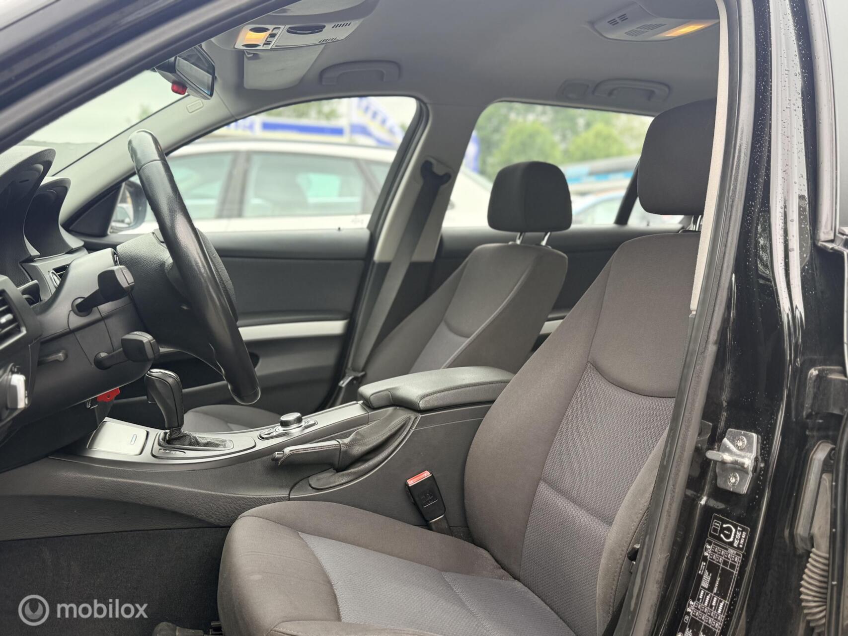 Foto van BMW 318i
