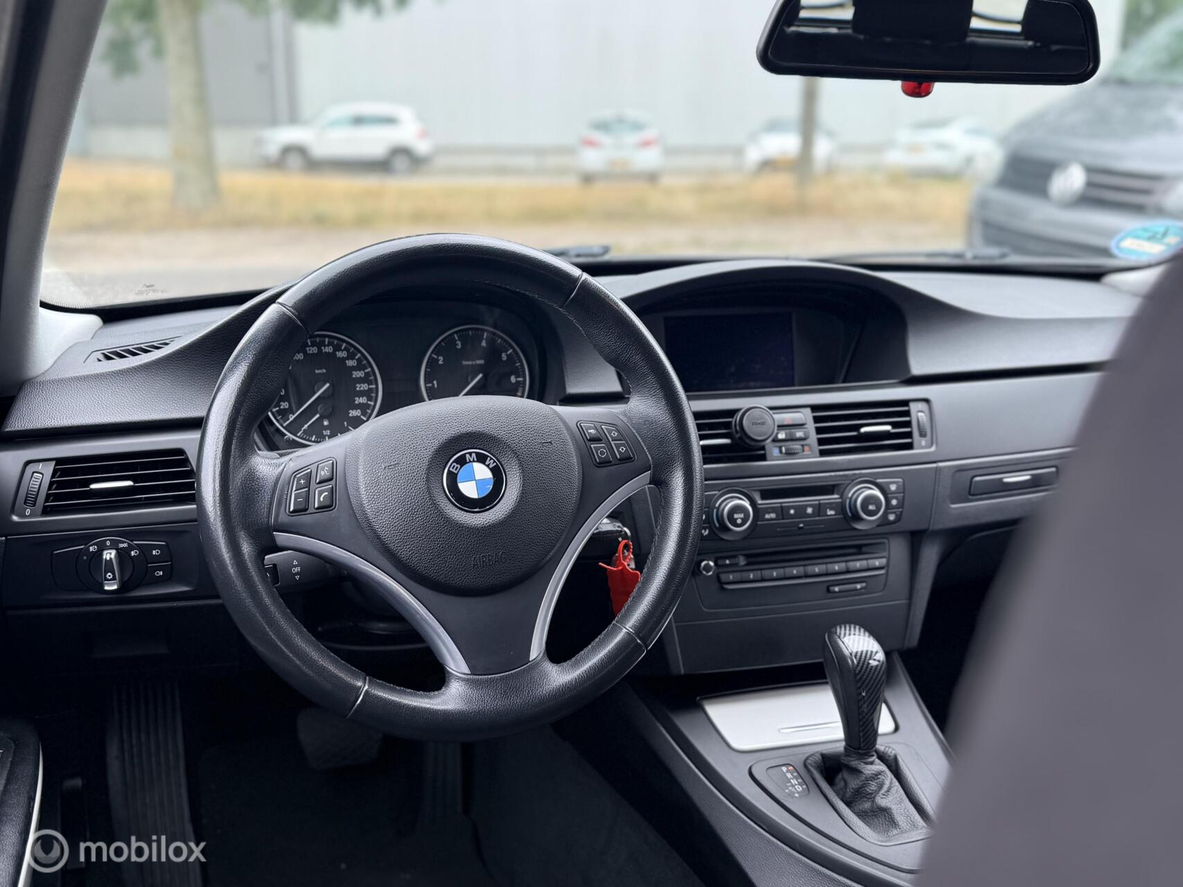 Foto van BMW 318i