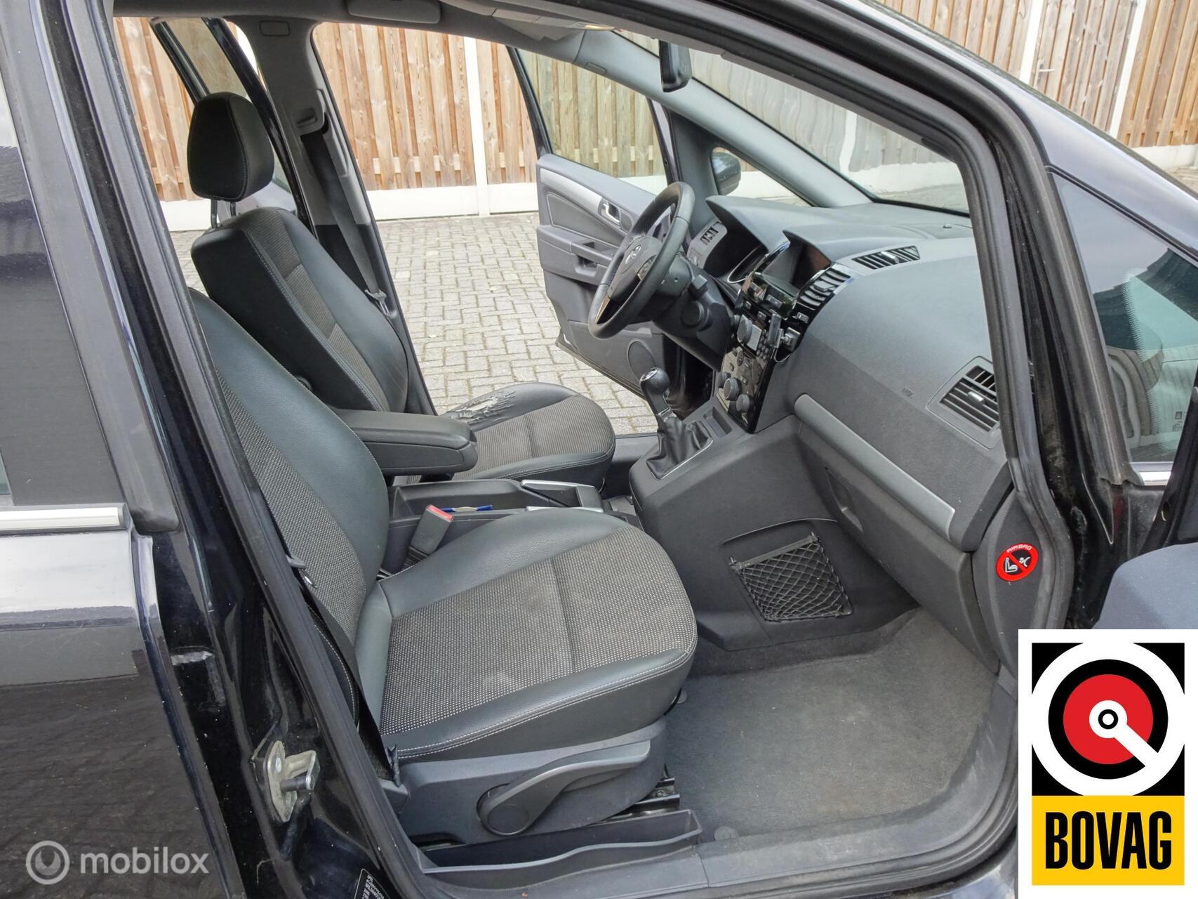 Foto van Opel Zafira