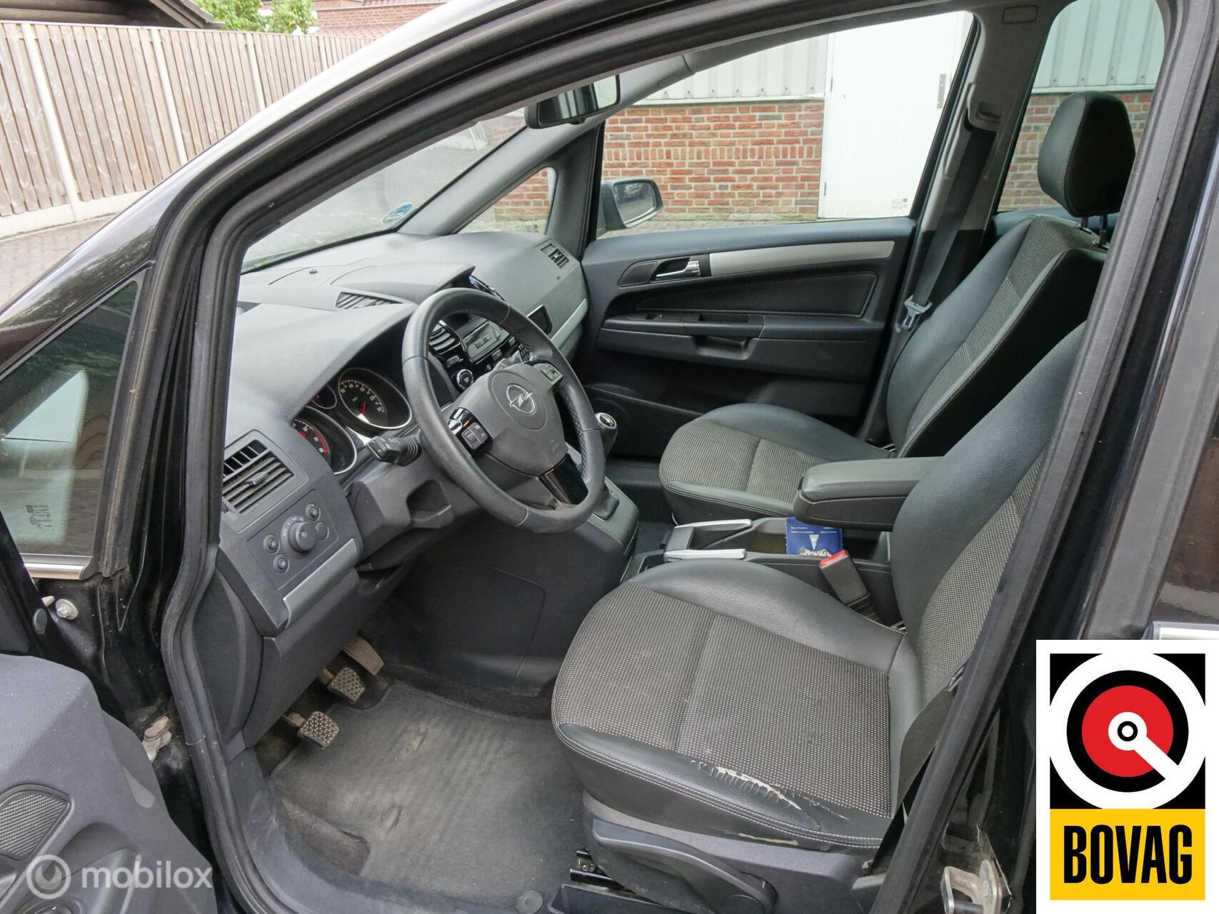 Foto van Opel Zafira