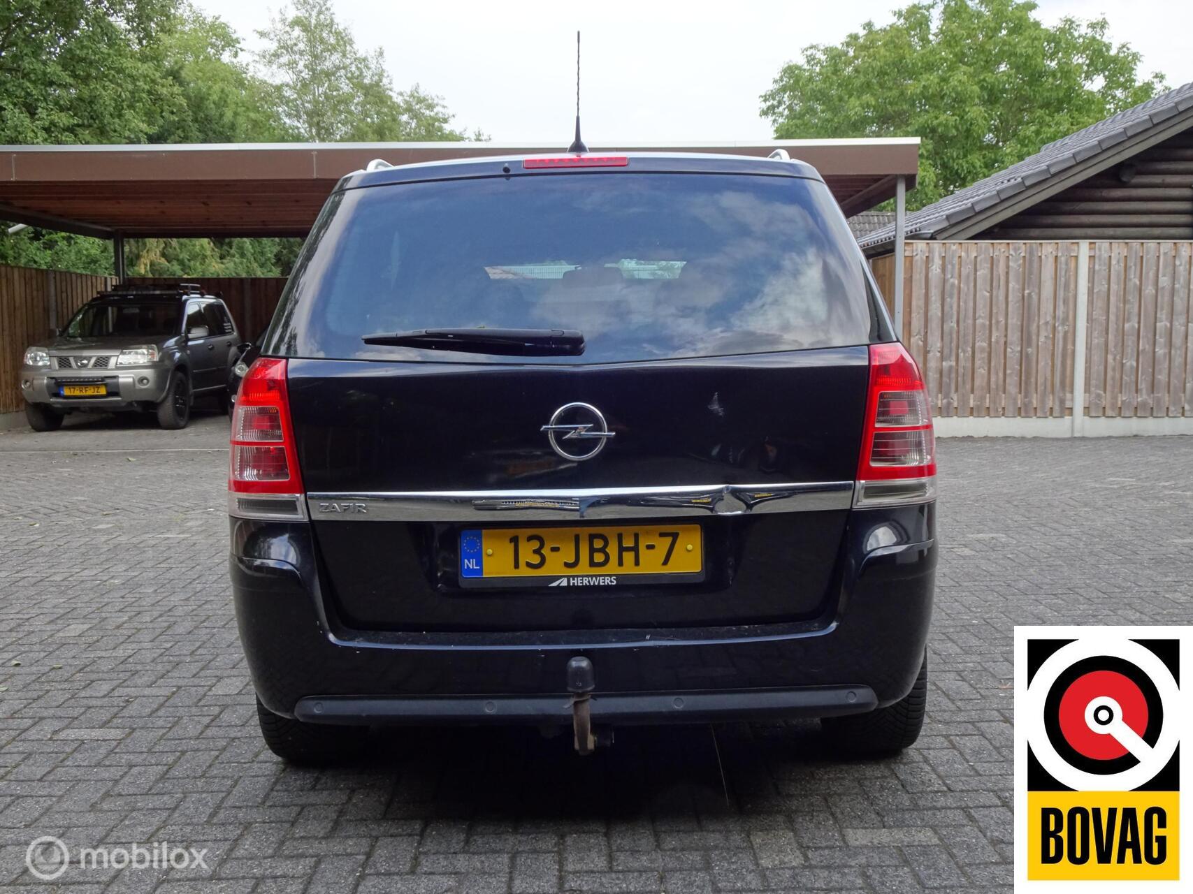 Foto van Opel Zafira
