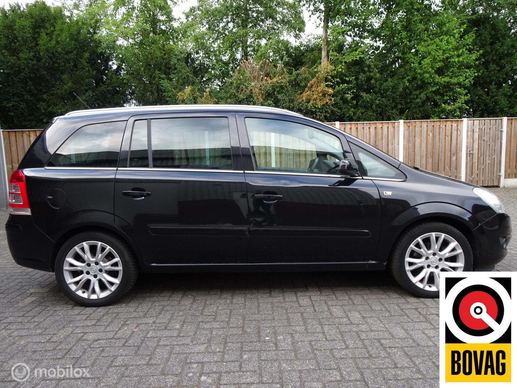 Foto van Opel Zafira