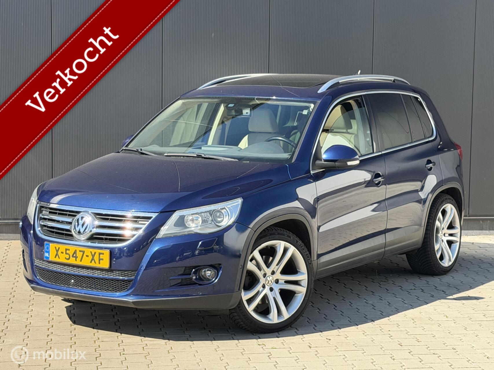 Volkswagen Tiguan 2.0 Sport&Style 4Motion | AUTOMAAT | TREKHAAK | 2010 - voorkant