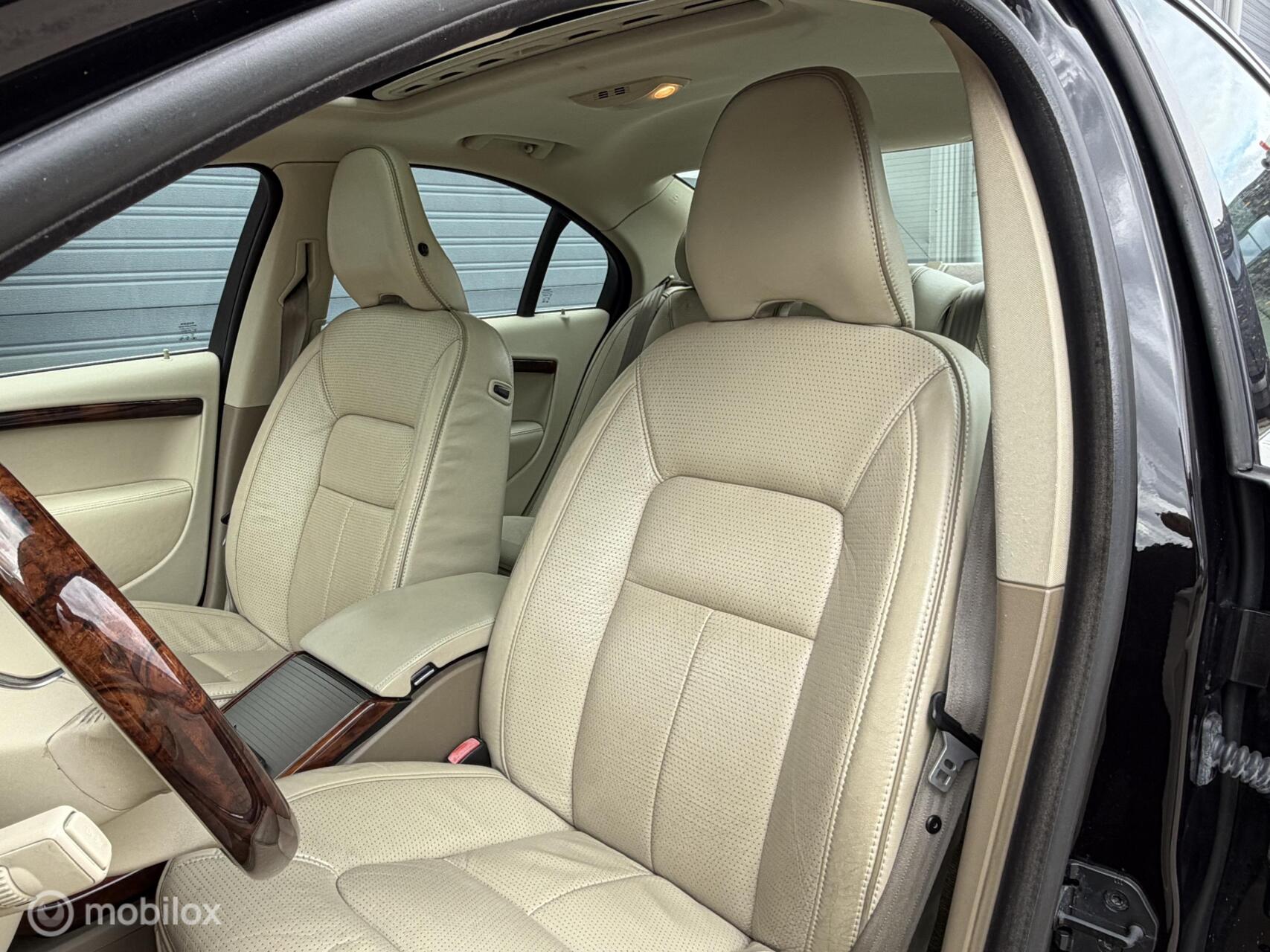 Foto van Volvo S80