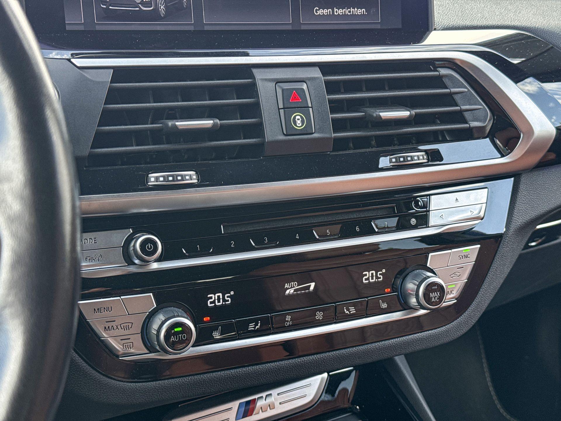 Foto van BMW X3 M40i