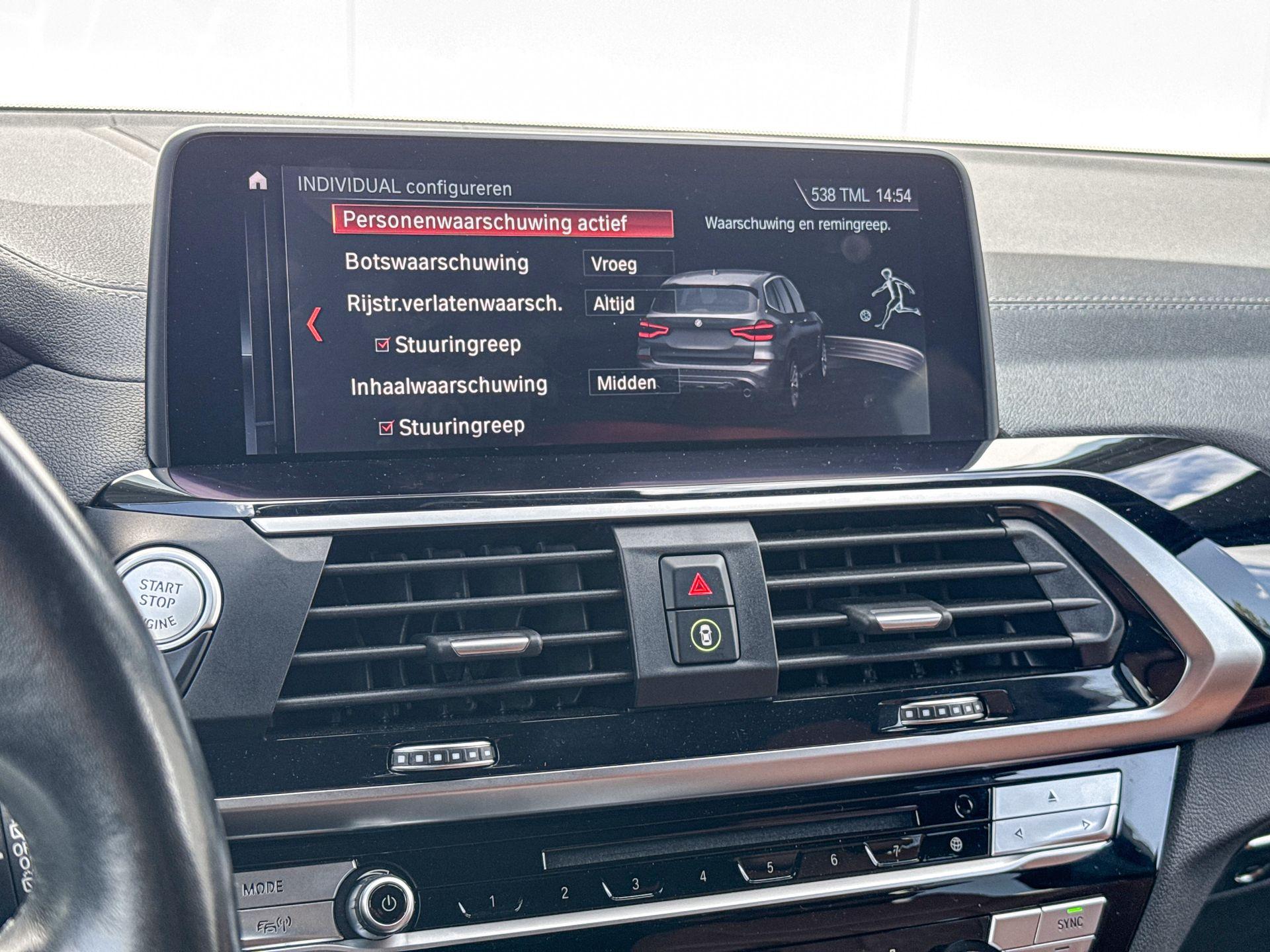 Foto van BMW X3 M40i