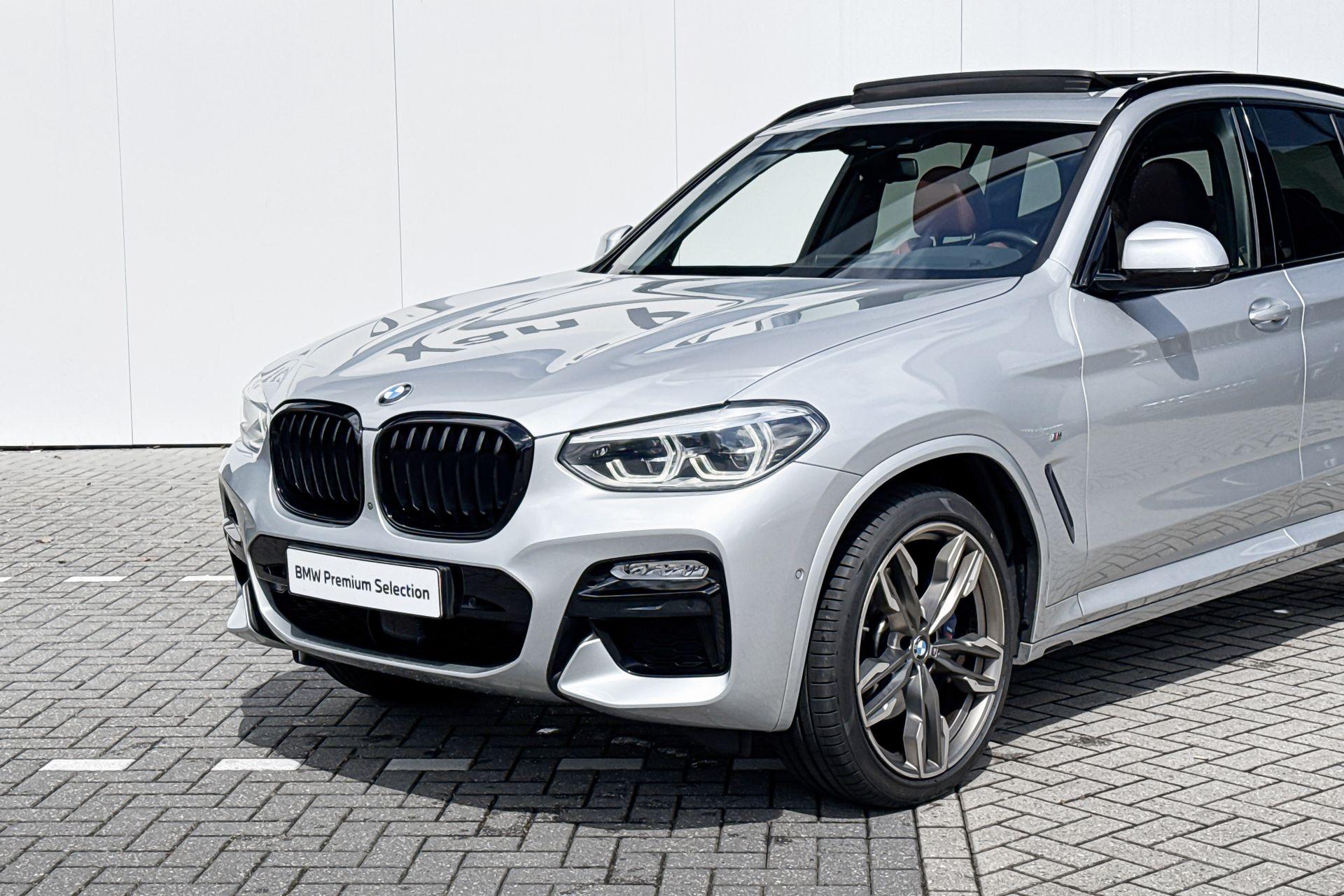 Foto van BMW X3 M40i