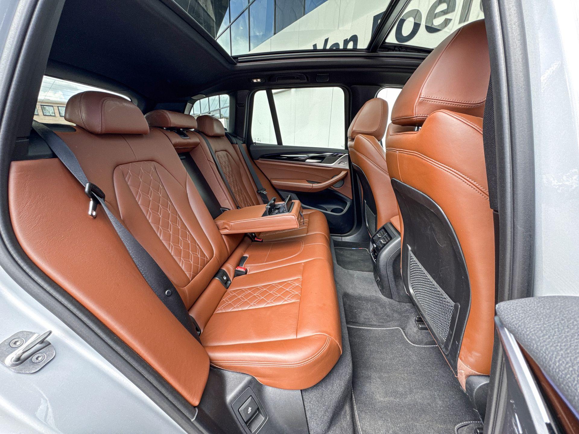Foto van BMW X3 M40i