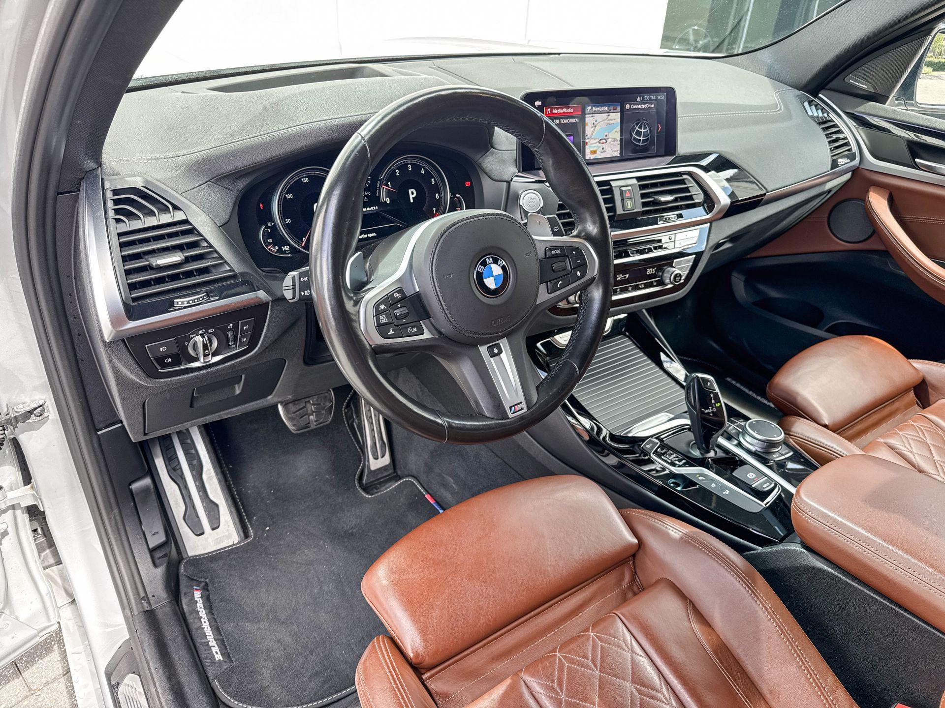 Foto van BMW X3 M40i