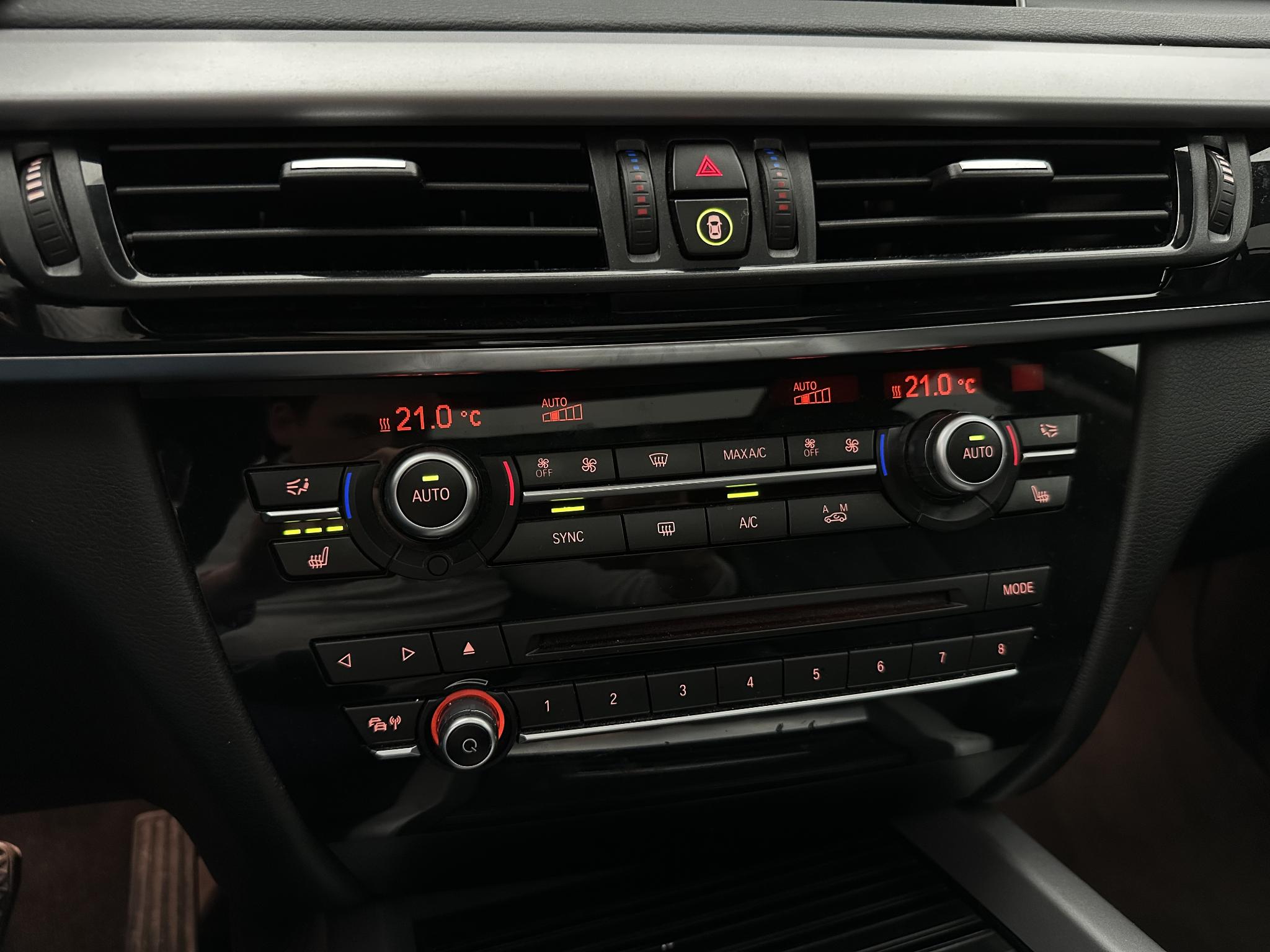 Foto van BMW X5 Xdrive40e