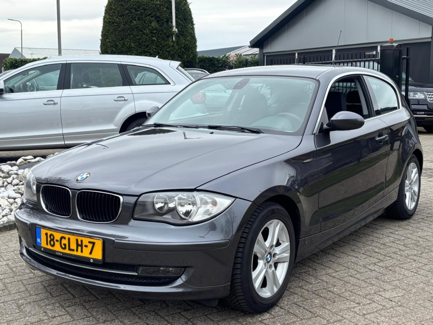 BMW 1er Reihe 118i Executive Automaat 2008 Onderhoudshistorie 2008 - voorkant