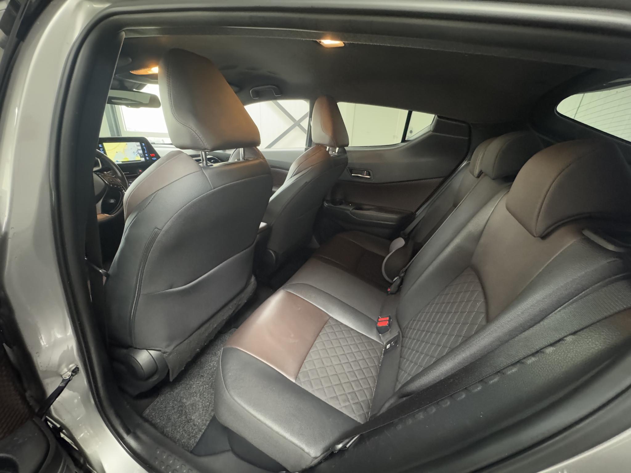 Foto van Toyota Toyota C-hr