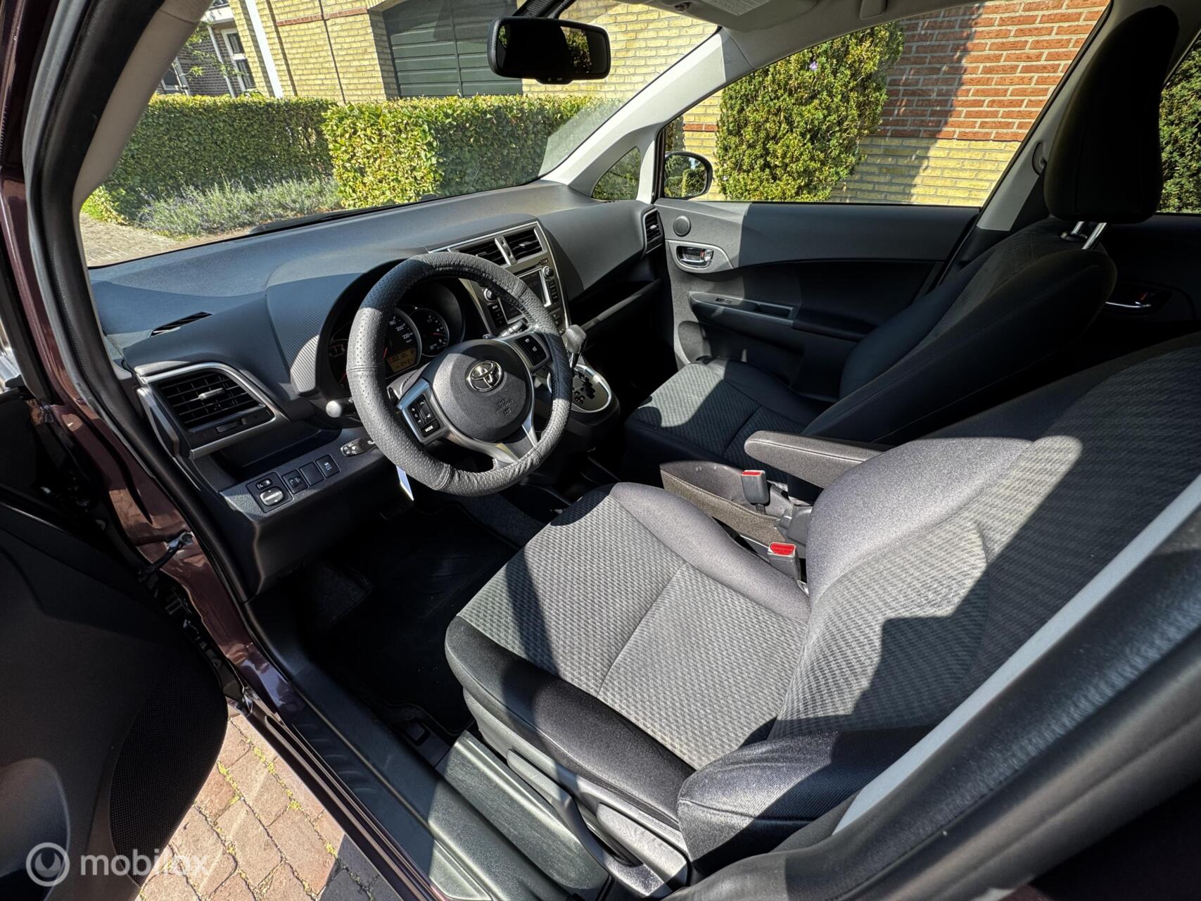 Foto van Toyota Toyota Verso-s