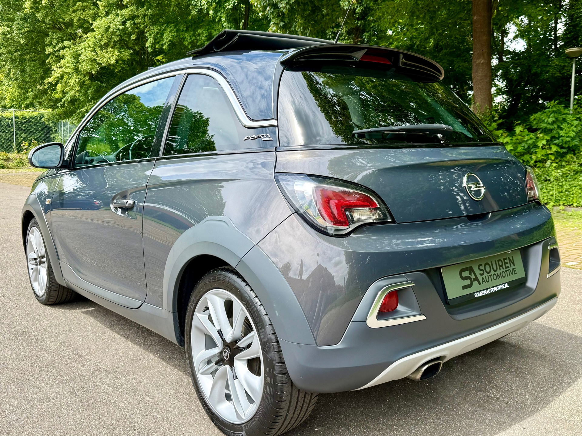 Foto van Opel Adam