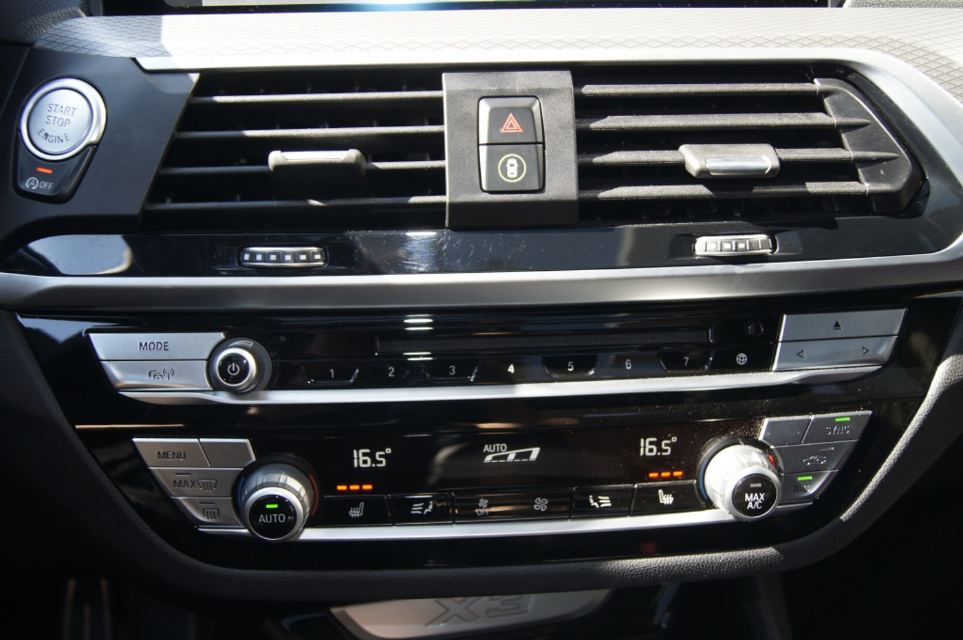 Foto van BMW X3 Xdrive20i