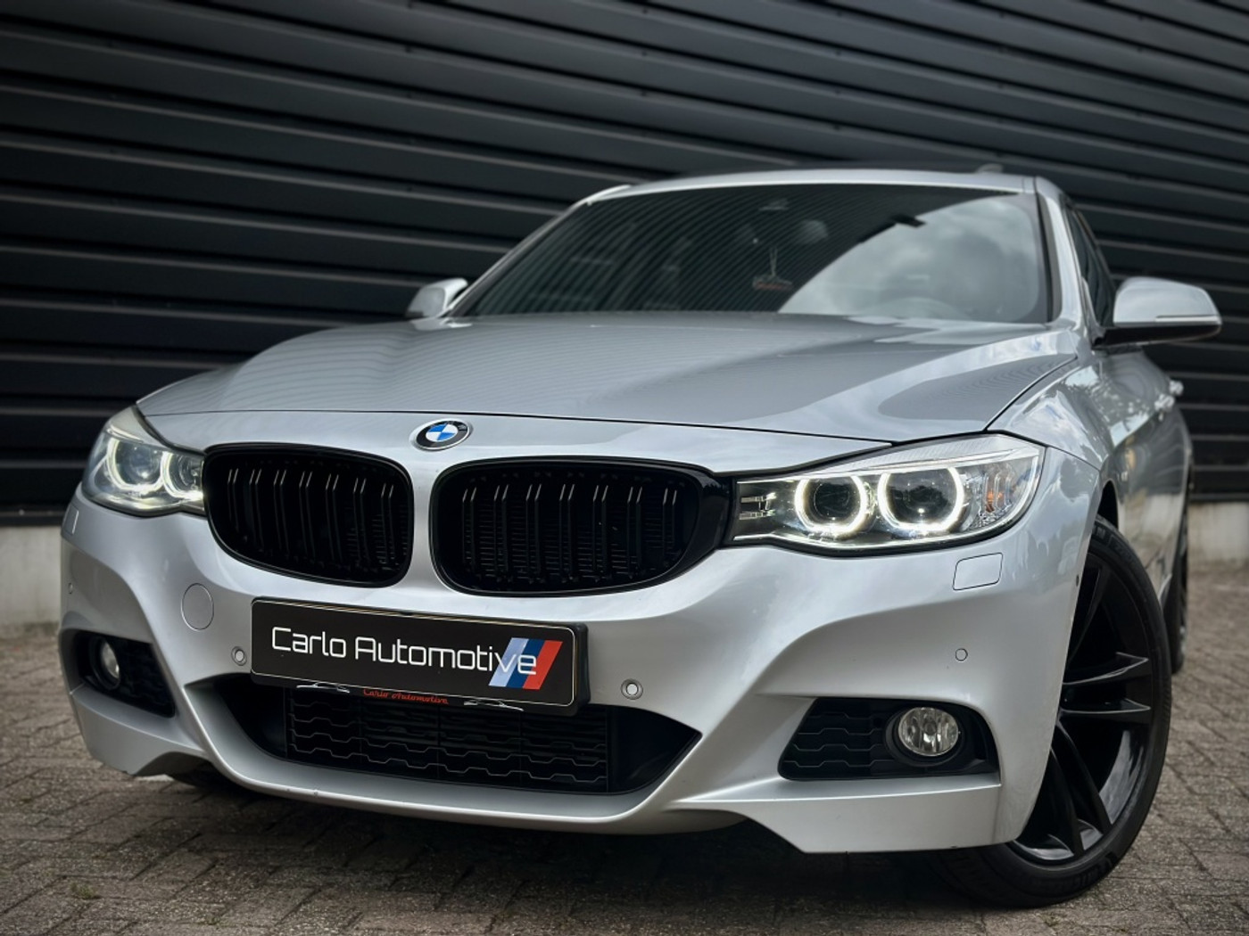 Foto van BMW 320i