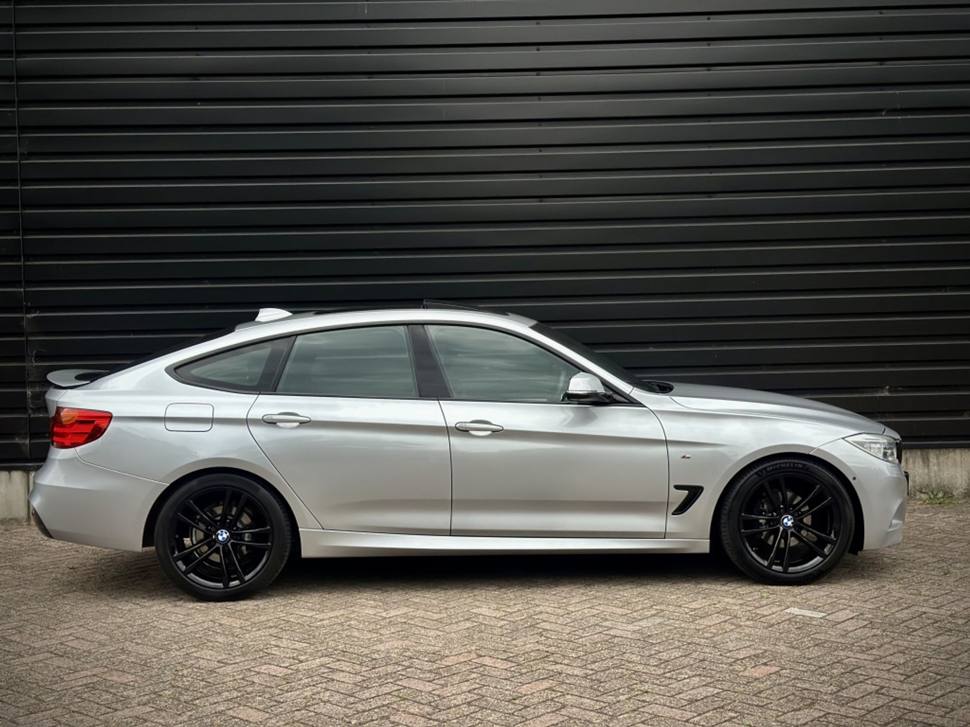 Foto van BMW 320i