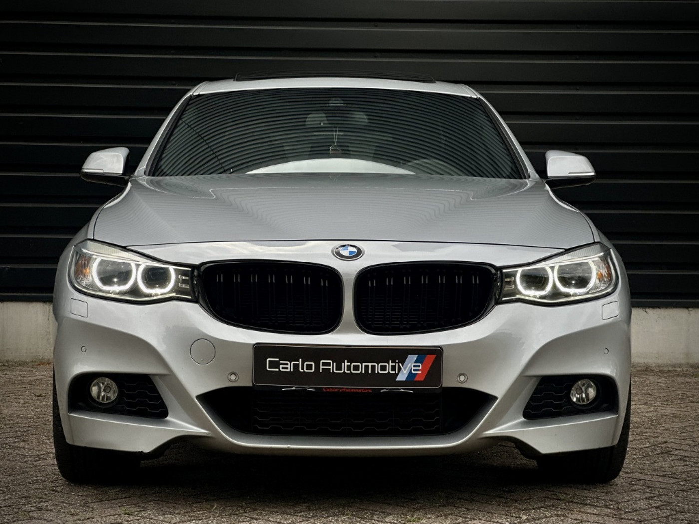 Foto van BMW 320i