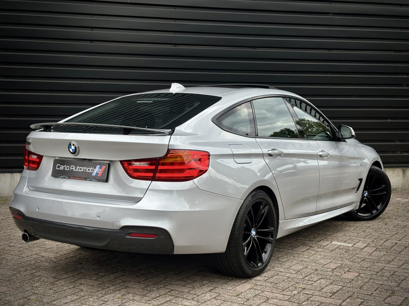 Foto van BMW 320i