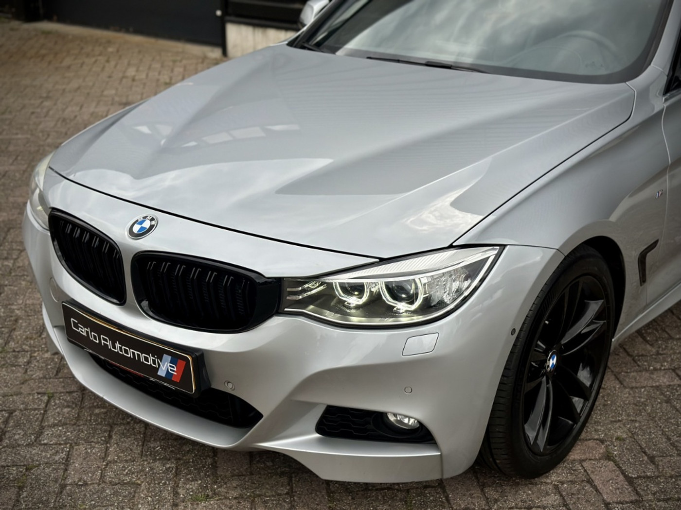 Foto van BMW 320i