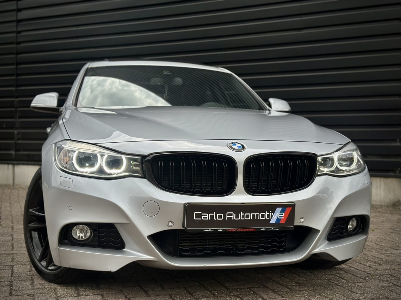Foto van BMW 320i