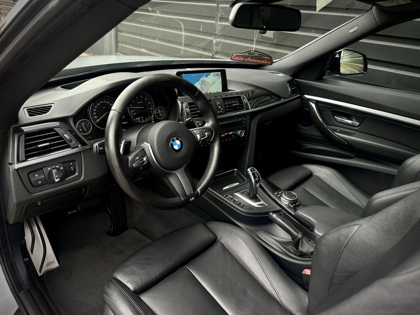 Foto van BMW 320i